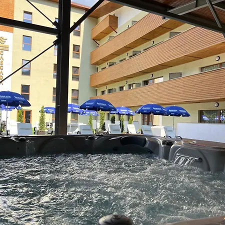 Otel Cascada 4*
